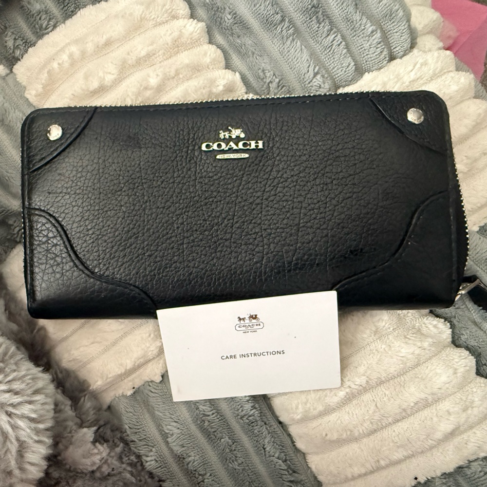 Coach Black Textured Leather Wallet